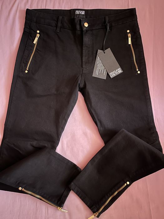 Wyprzedaż spodnie męskie Versace Jeans Couture.