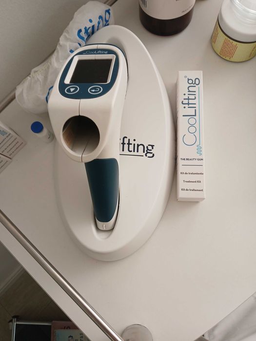 Coolifting, máquina tratamento rosto  como nova