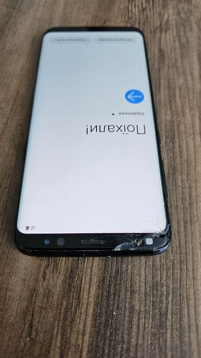 Телефон Samsung s8