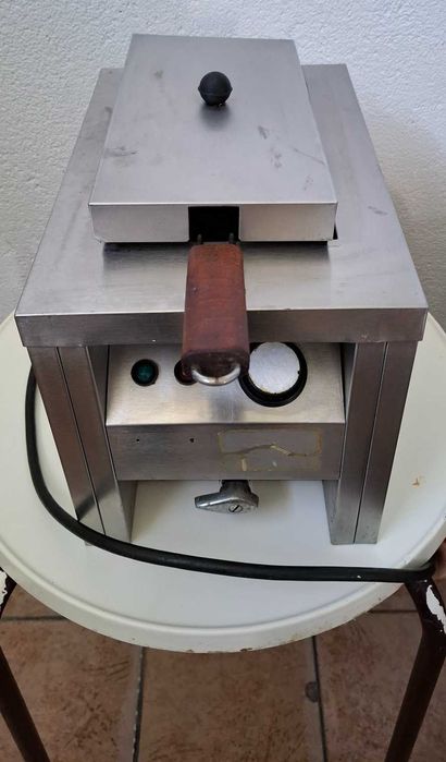 Duas Fritadeiras Profissionais