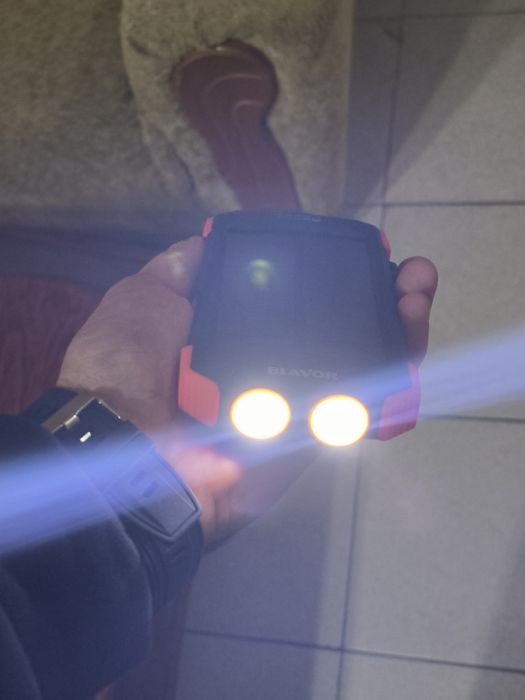 Сонячний пауербанк BLAVOR 10000 мАг, PD 20 Вт, USB C, Qi, сонячна