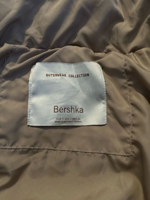 Kurtka bershka.