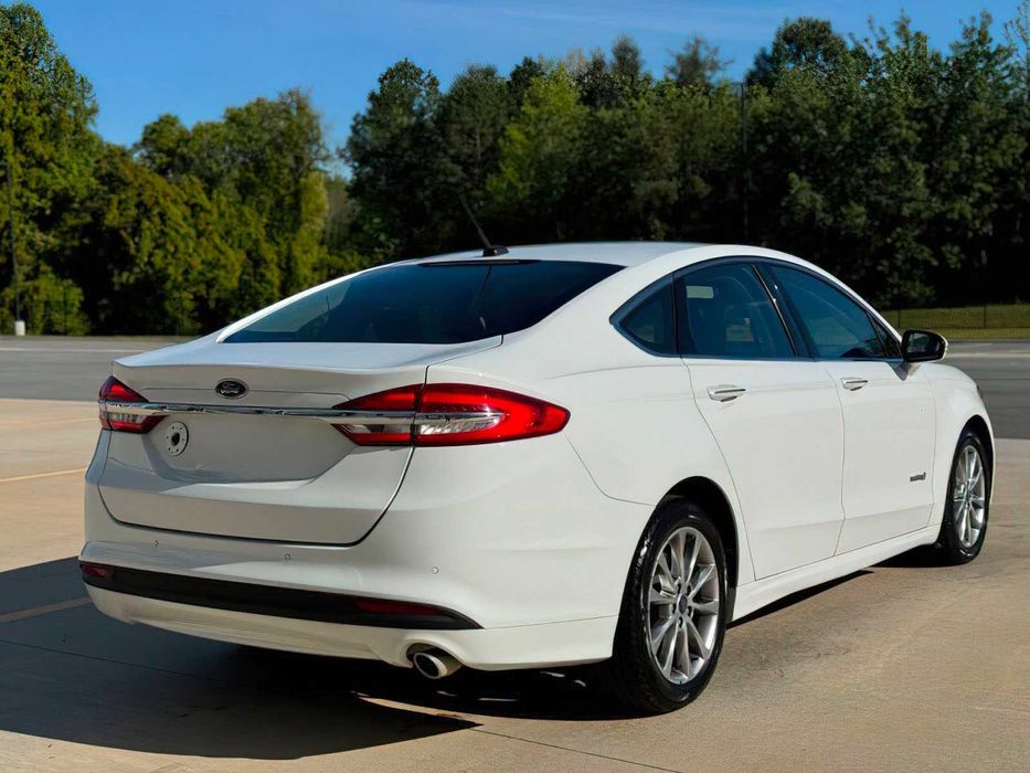 Ford Fusion SE      2017