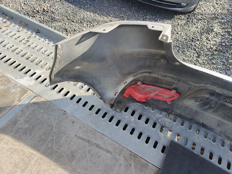 Kia Rio III zderzak tył 3D srebrny