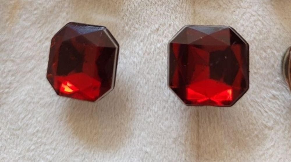 Przypinki do crocs Kryształowe Kwadraty