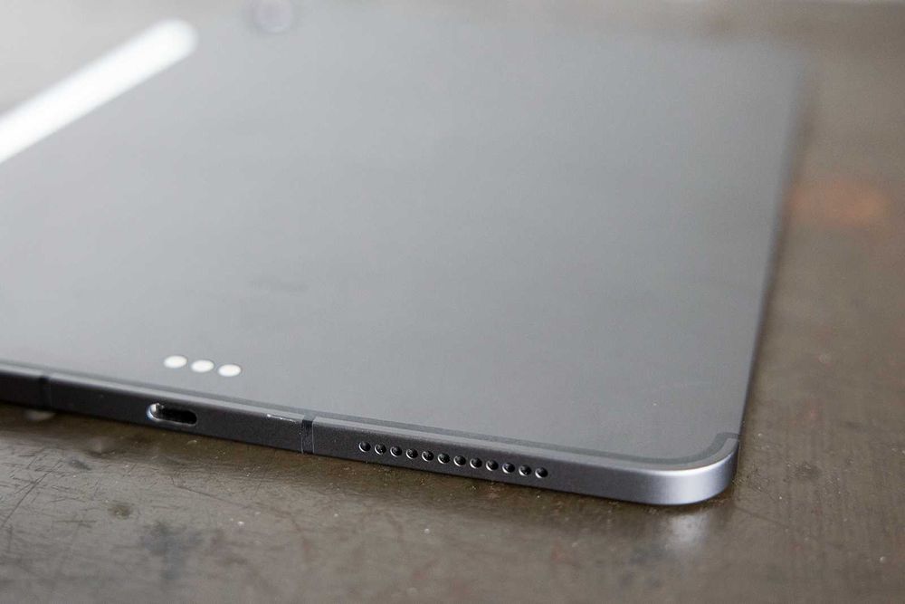 iPad Air 10,9 cali z Apple Pencil 2 generacji i etui