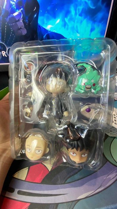 MOB PSYCO 100 Boneco Articulado - Action Figure