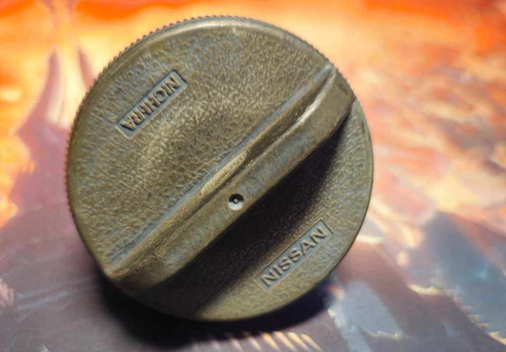 кришка паливного бака Nissan оригінал