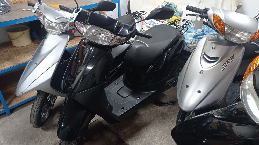 Скутер suzuki lets 6