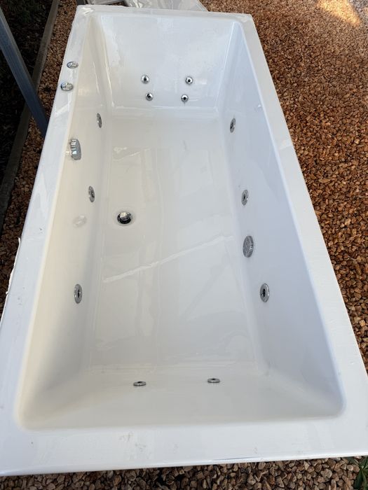 Wanna z hydromasażem