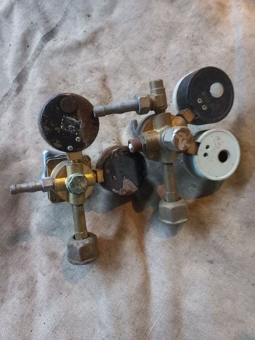 Редуктор углекислотный