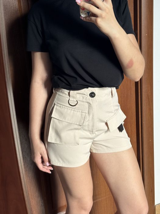 Шорти Prettylittlething