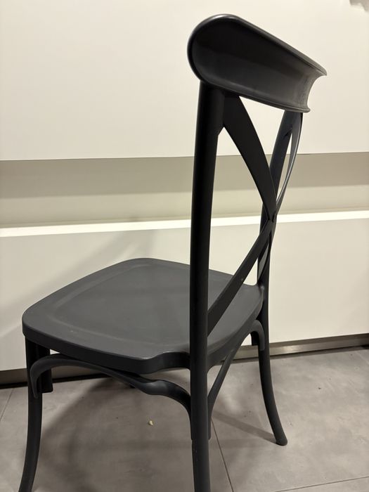 Cadeiras de Polipropileno reforçado com fibra de vidro