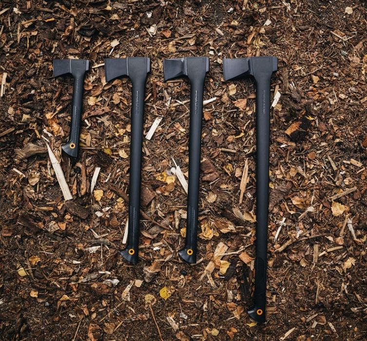 Колун сокира FISKARS Solid A18 (1052045)