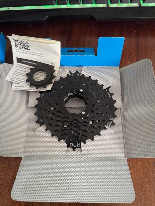 Кассеты Shimano CS-HG200-8 12-32T 8 скоростей