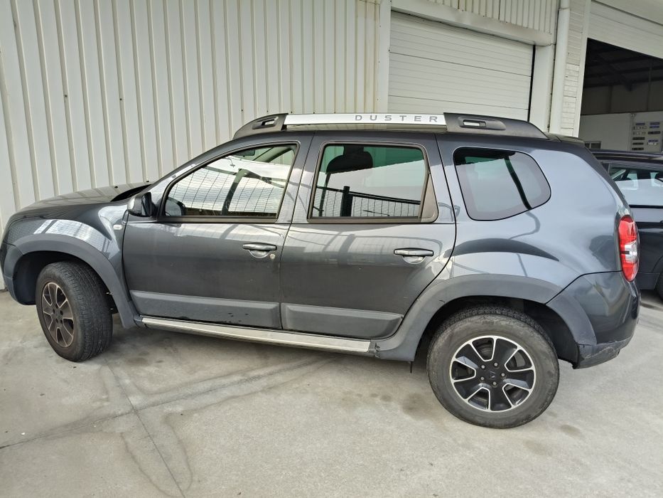 Dacia Duster  só com 64000 — photo 5