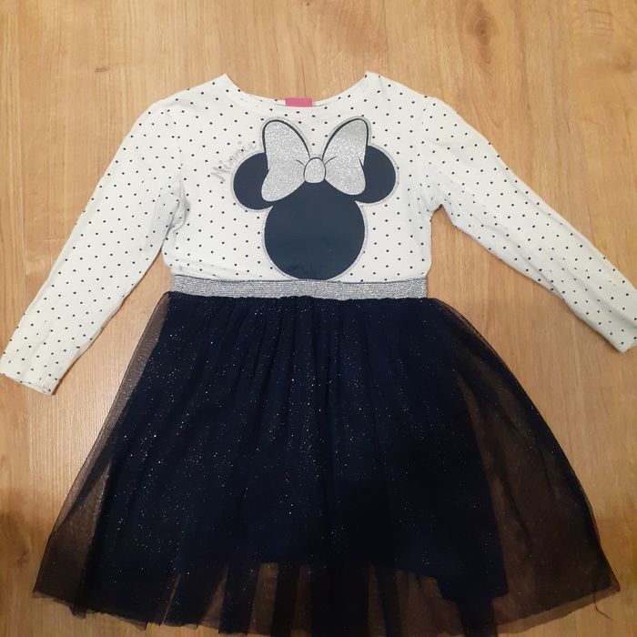 Sukienka rozmiar 104