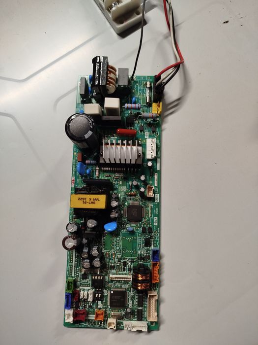 Płyta główna elektronika klimatyzator Toshiba