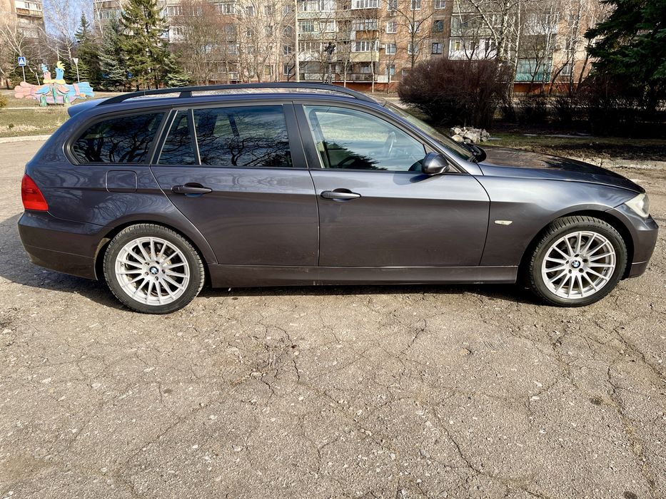 BMW 320i  e91 АКПП в гарному стані
