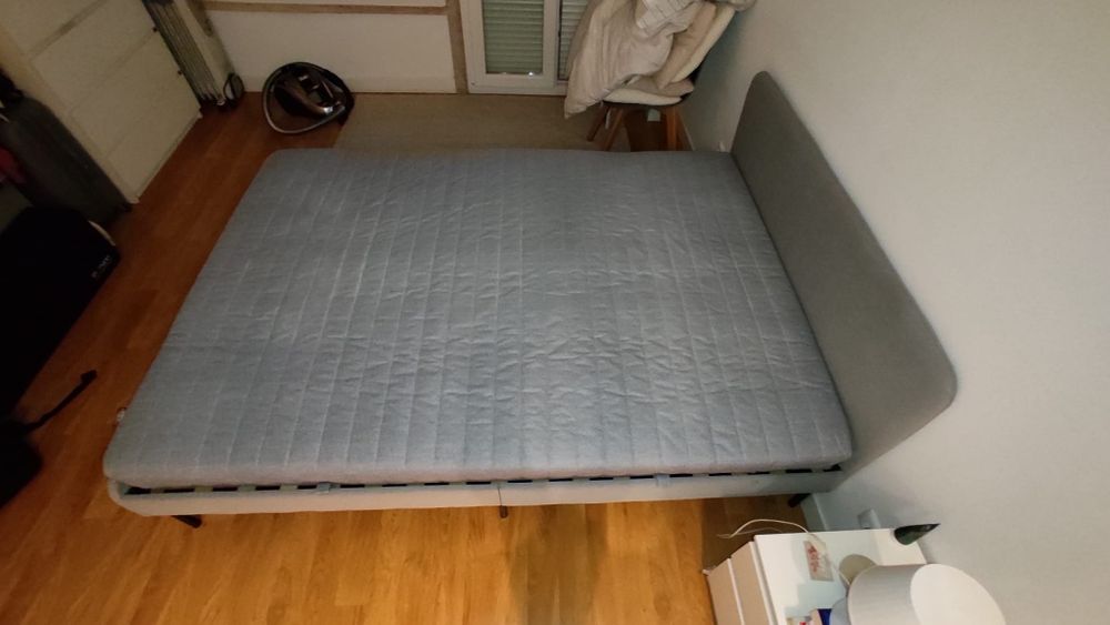 Estrutura cama de casal SLATTUM (IKEA) + colchão