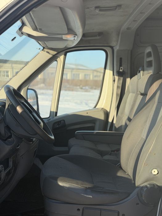 PEUGEOT BOXER 2.8 дизель