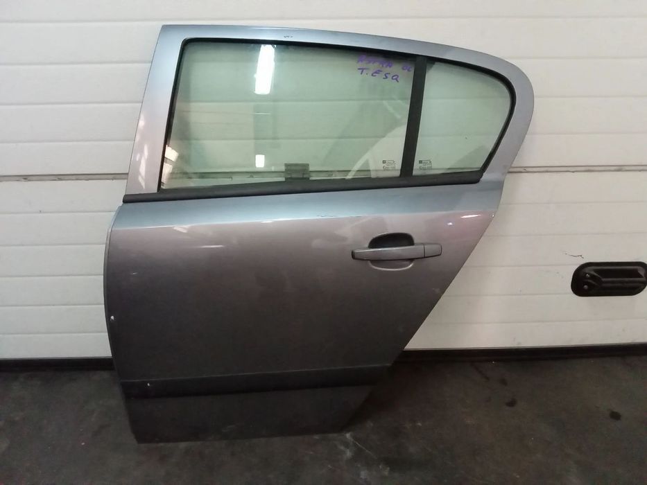 PORTA OPEL ASTRA H 04-09 - FRENTE DIREITA - TRAS ESQUERDA