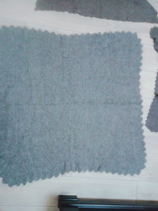 Пухова хустка нова