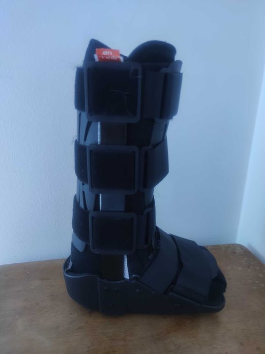 Bota Walker imobilizadora tornozelo