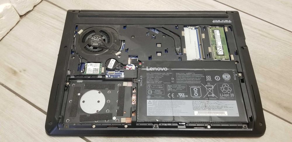 Ноутбук Lenovo ThinkPad E 470 I5-7200U ram ddr 4-gb
