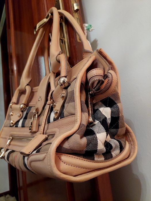 Mala de ombro Burberry - preço fixo