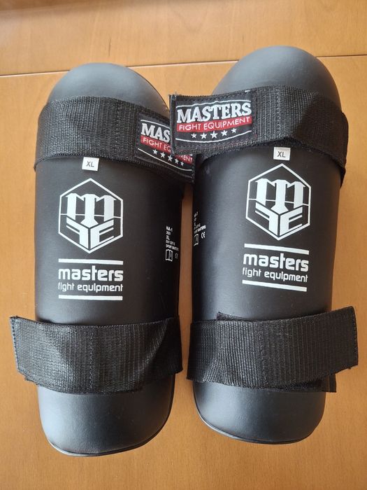 Ochraniacze na nogi Masters
