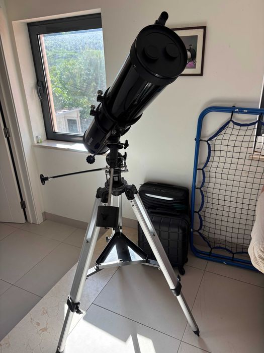 Telescópio Sky-Watcher Explorer 130/900 EQ2