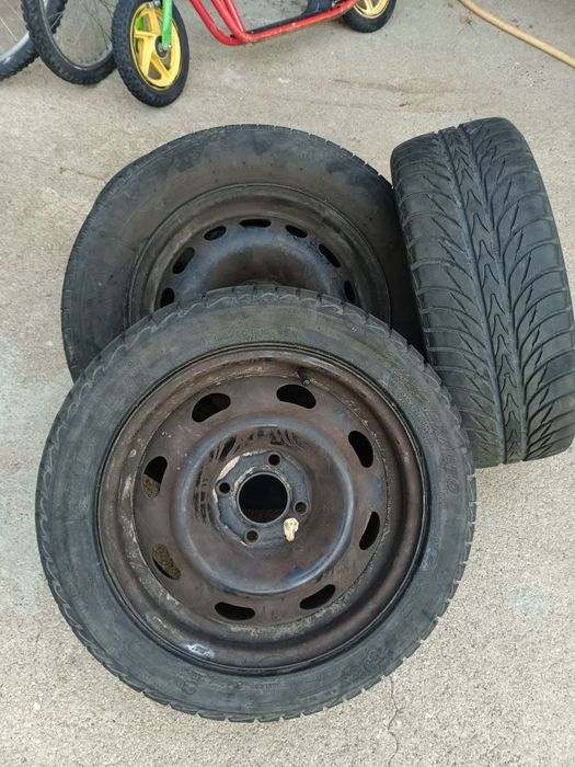 Jantes com e sem pneus