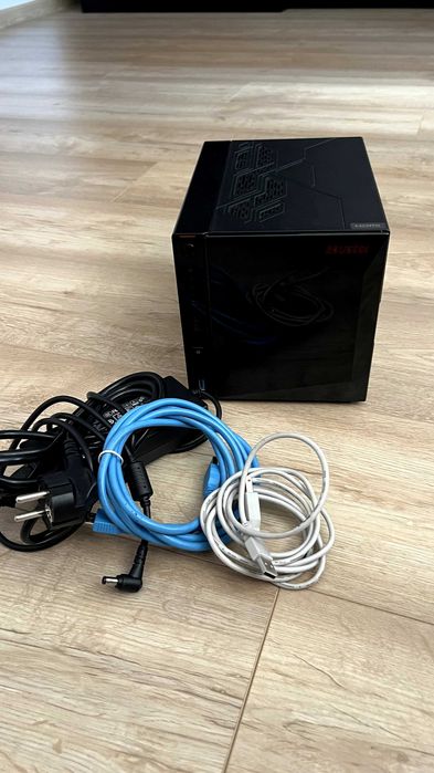 Serwer NAS Asustor Nimbustor 4 Gen2 AS5404T