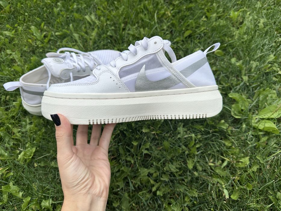 Продам кросовки найк Nike Court Vision Alta