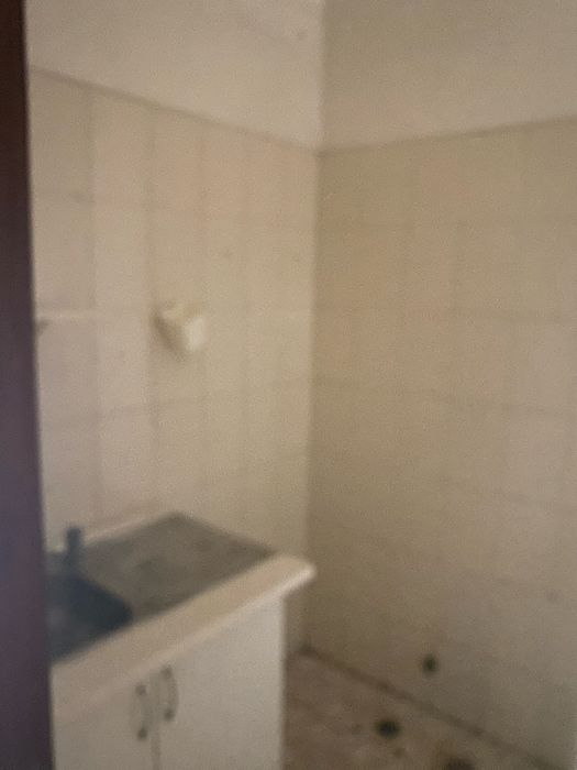 Espaço comercial / Cruz de Pau