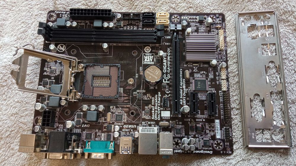 Материнська плата Gigabyte GA-H81M-D2V (s1150, Intel H81)