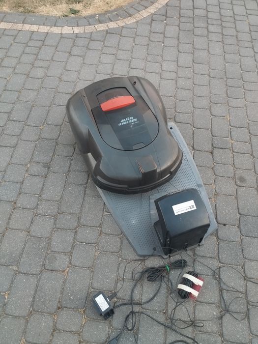 Robot koszący Husqvara automower 230 acx mały przebieg