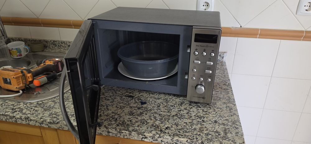Vendo microondas  LG