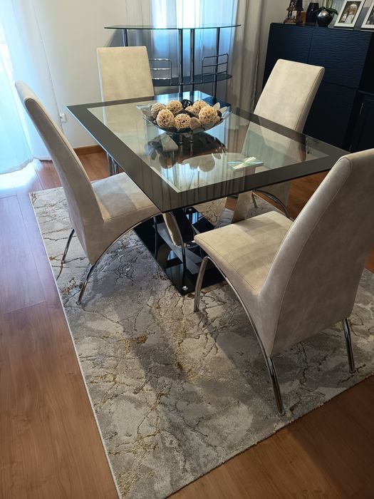 Mesa vidro preta