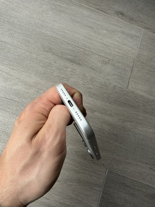 Apple iPhone 17 Pro 256gb Silver e-SIM