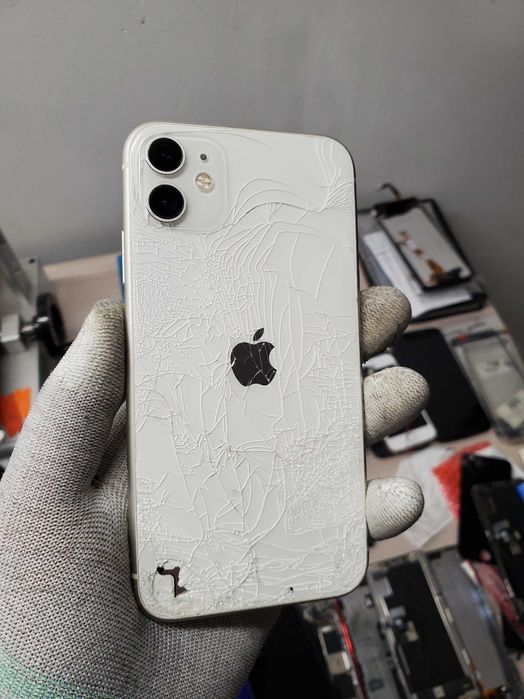 Naprawa iPhone, naprawa telefonów, zbita szybka wymiana wyświetlacza