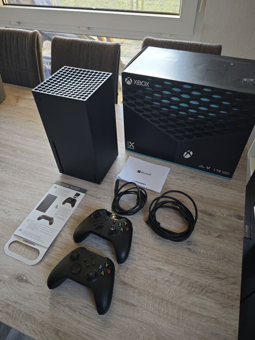 Xbox Series X 1TB 4K 120 FPS