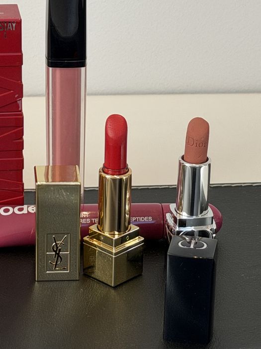 Zestaw markowych kosmetyków do ust Dior YSL MAC Rhode Chanel estee lauder benefit