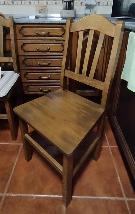 Mesa + Cadeiras em pinho