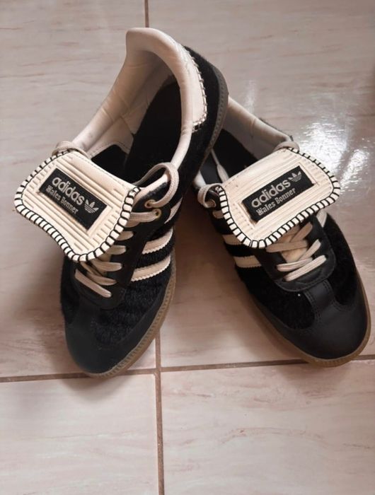 Adidas samba pony wales