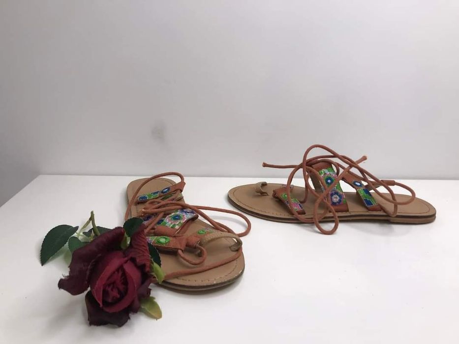 Sandały guess rozmiar 36