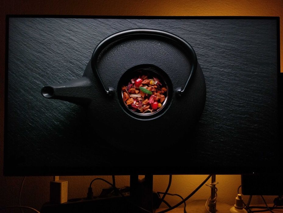 monitor aoc 28" 4k 144hz  HDR excelente qualidade de painel negociavel