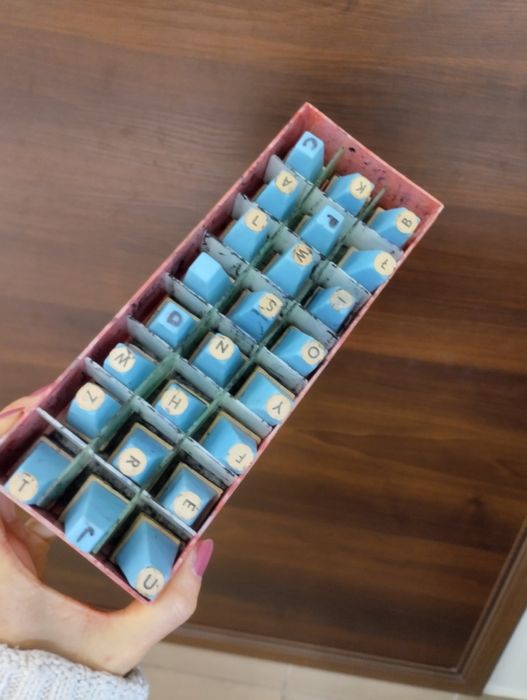 Pieczątki literki z epoki PRL-u