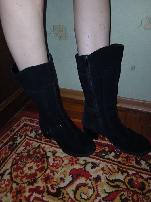 Женские сапожки р38 натуральная  замша